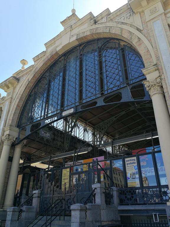 18 Torres Mercado Central ซาราโกซา ภายนอก รูปภาพ